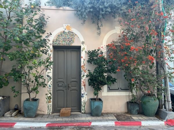 The facade of a home in Neve Tzedek in Tel Aviv