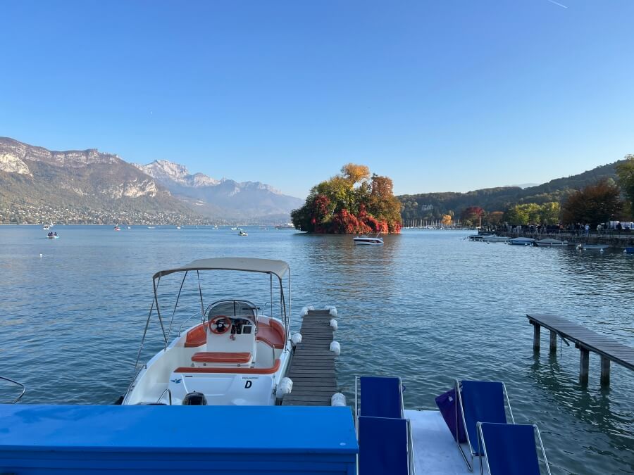 A boat at dock on the lake in Annecy, France