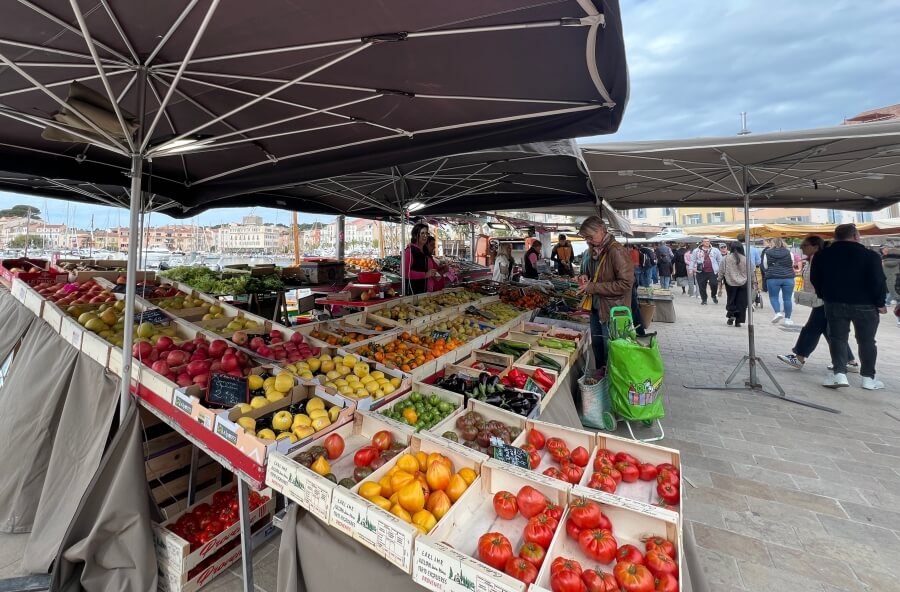 The famous market in Sanary-sur-Mer