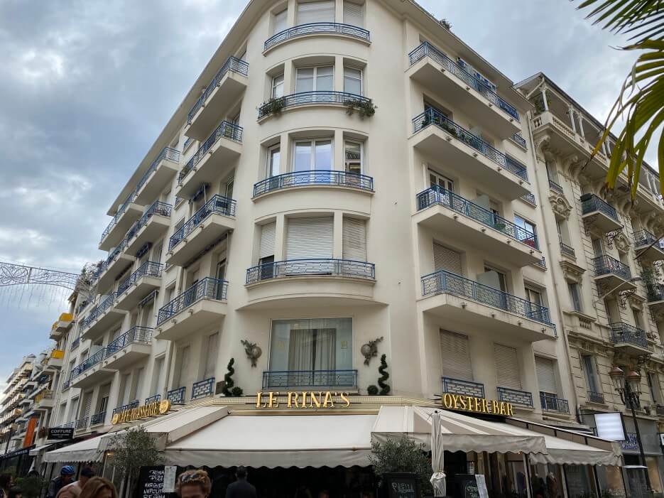 The building exterior for fractional property in Nice, Le Palais du Soleil