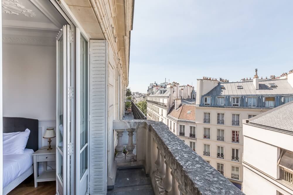 Long-term Rental Apartment Le Balcon Royal du Marais