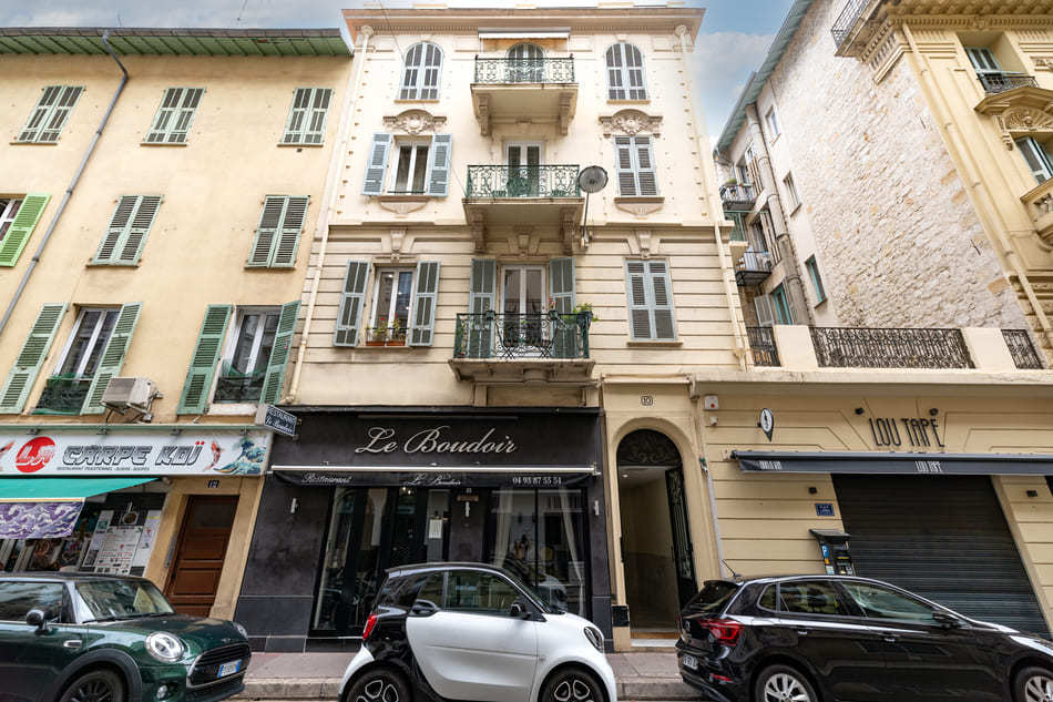Building exterior 10 Rue Chauvain Nice