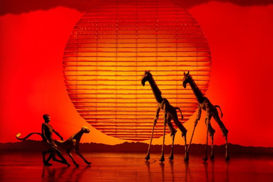 The Lion King on stage in Paris (©Alessandro Pinna)