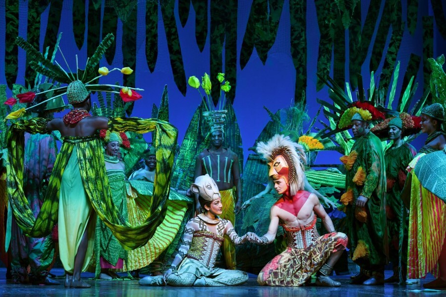 The Lion King on stage in Paris (©Alessandro Pinna)