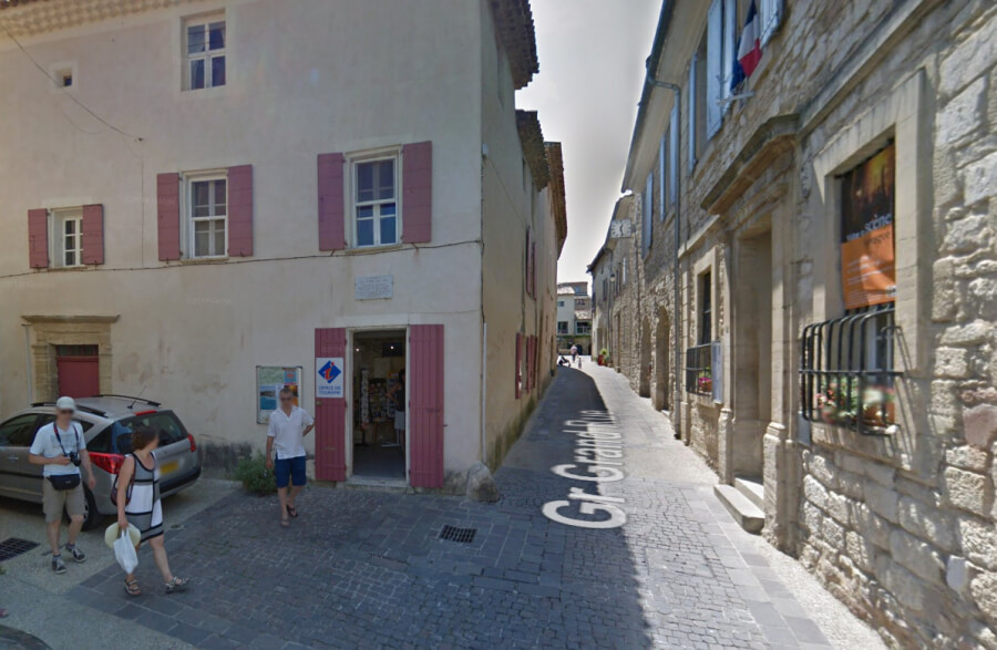 View down the Gr Grand rue Venasque Google street view