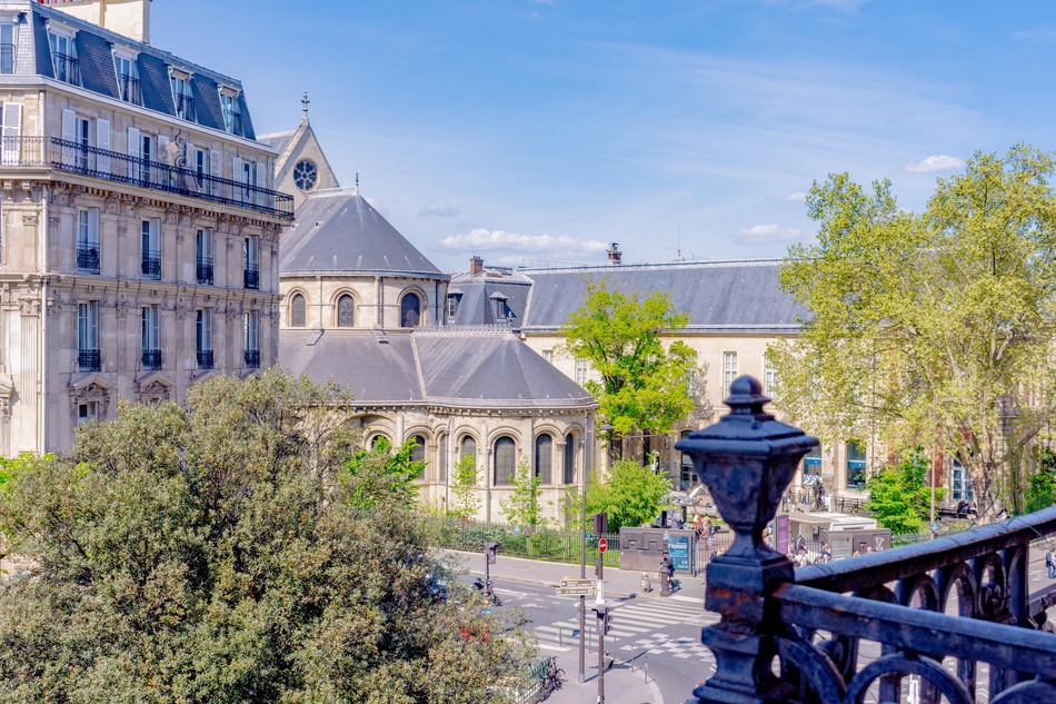 Views from the balcony of 11-rue-bailly of Saint-Martin-des-Champs 