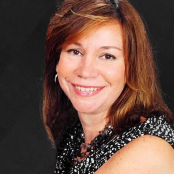 Luz D.