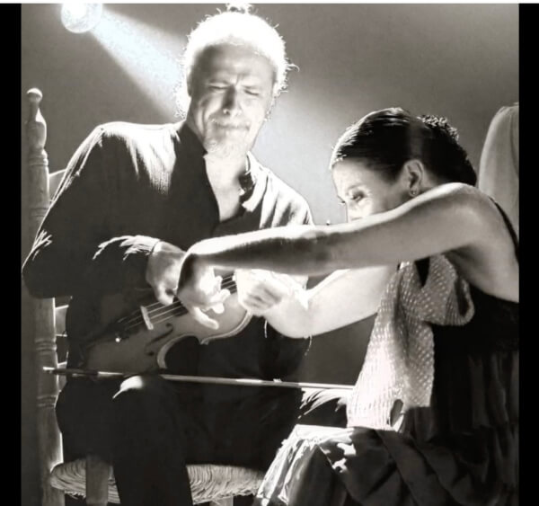 Alexis Lefevre with his violin and Sara Baras