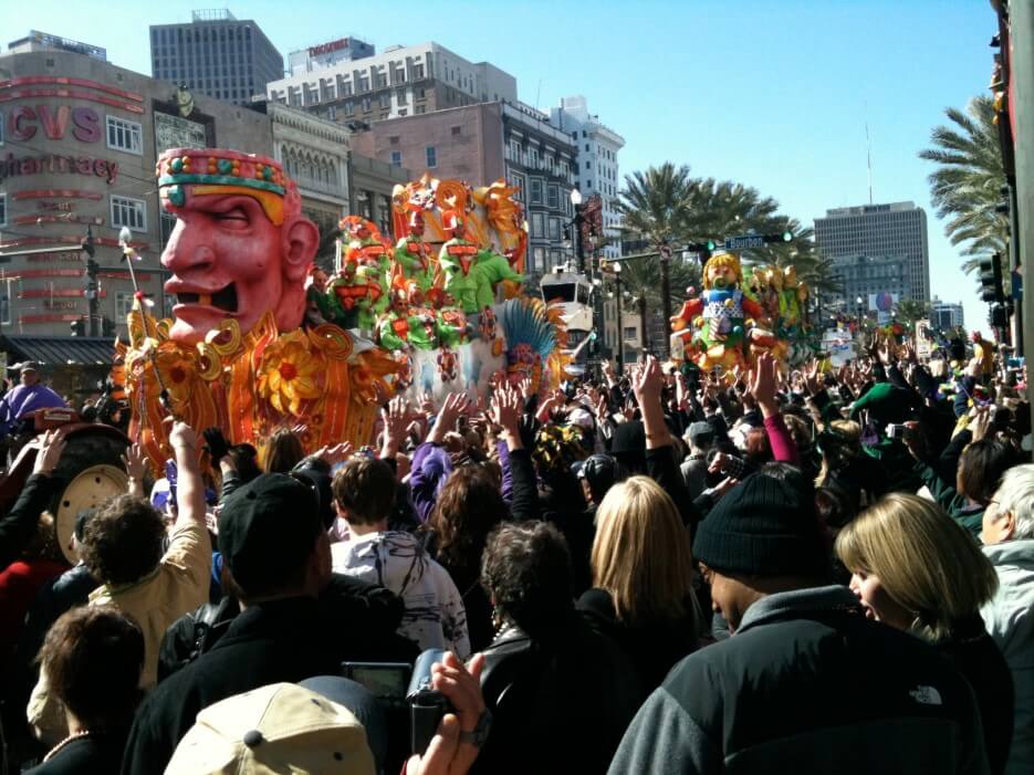 Floats and onlookers for Mardi Gras in New Orleans