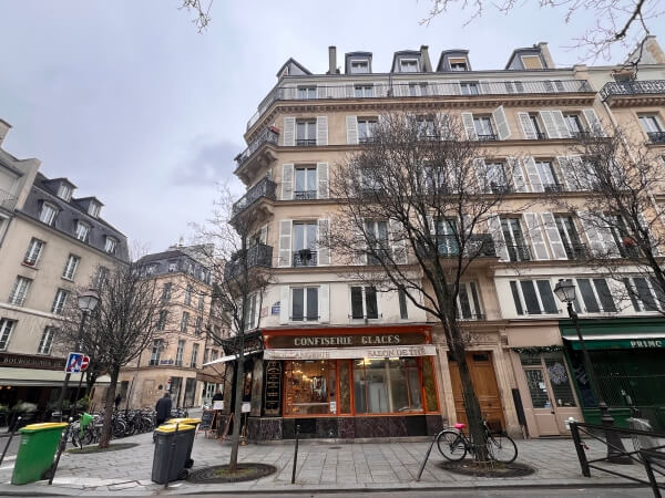 An apartment building in Paris