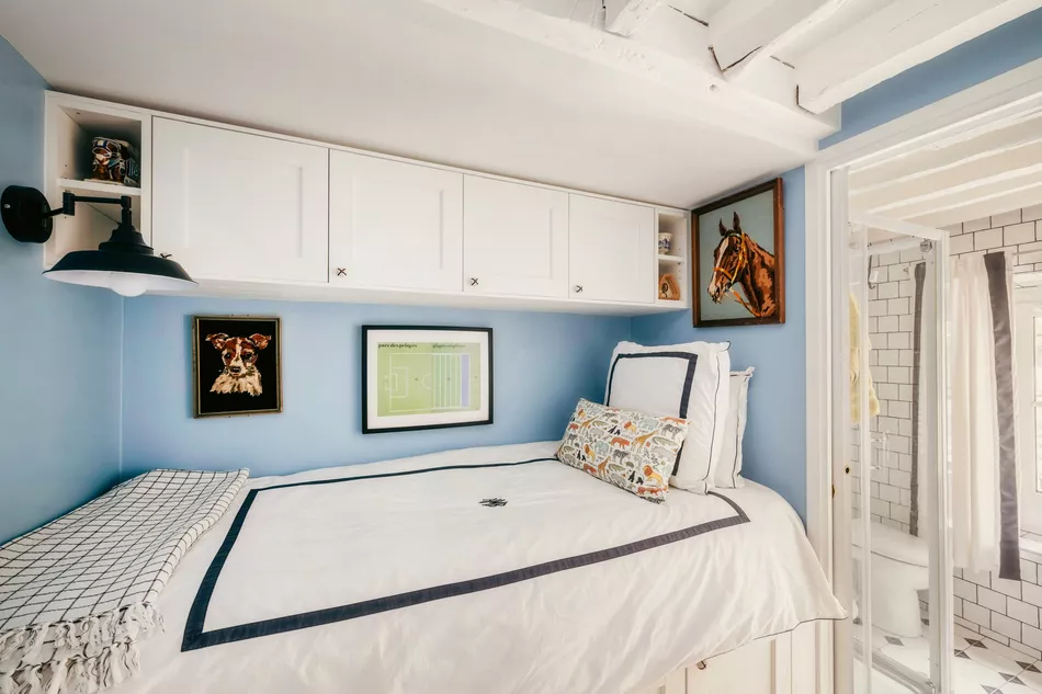Loft bedroom with storage Converted Carriage, 25 Rue Saint-Dominique Paris
