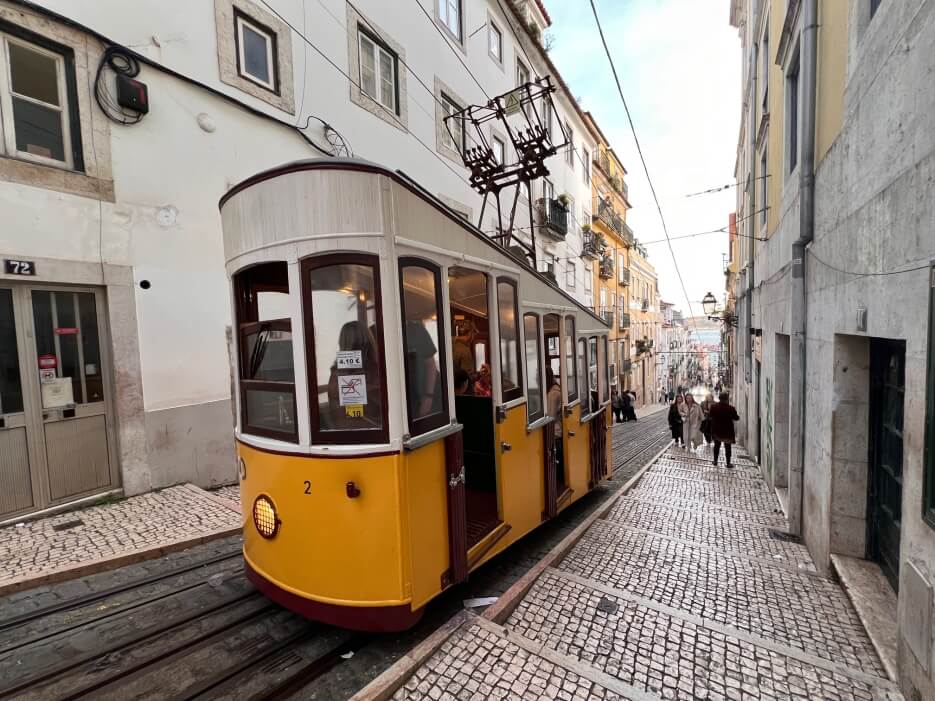 A Lisbon funicular