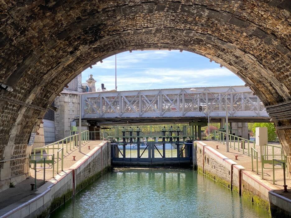 The Lock at the Bassin de l'Arsenal