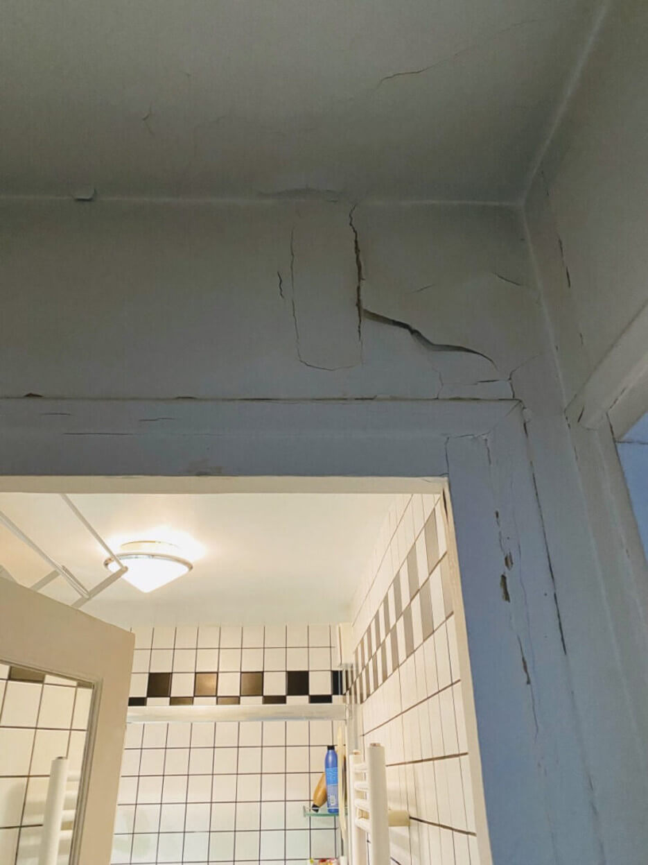The severe cracks in Adrian Leeds'apartment in Paris