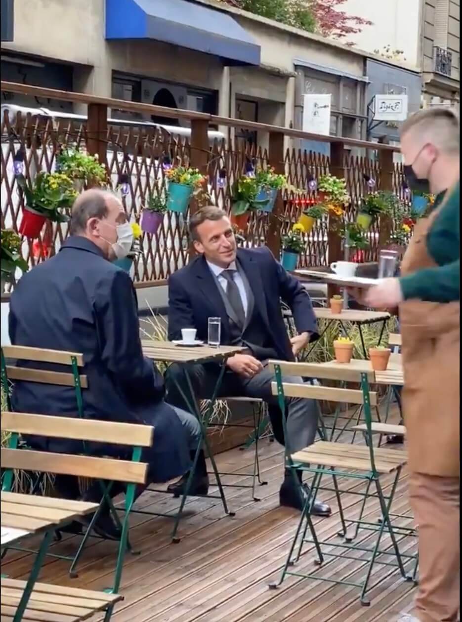 Photo of Emmanuel Macron and Prime Minister Jean Castex enjoy a café in the open air