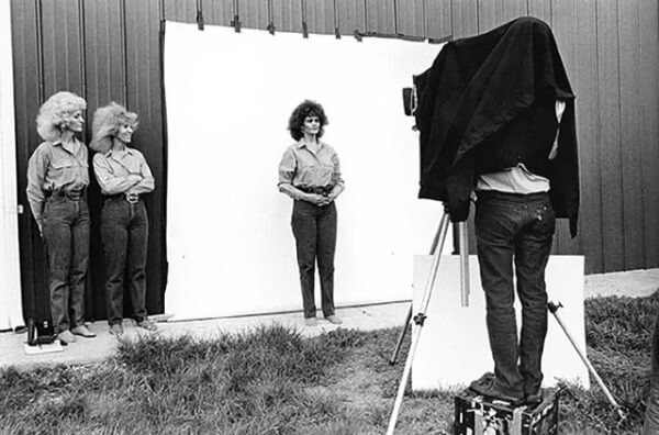 Photograph of Richard Avedon from Richard Avedon in the American West at the Fondation Henri Cartier-Bresson in Paris, France