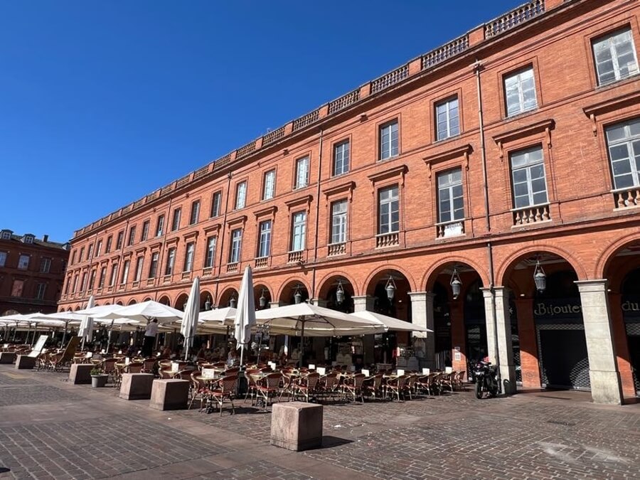 Le Florida at Place du Capitole in Toulouse, France