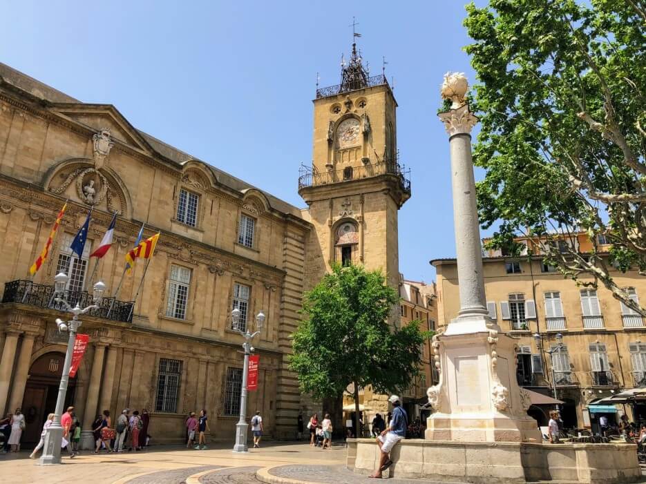 A public square in Aix-en-Provence
