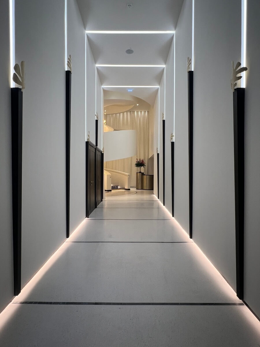 A hallway in the Hotel Victoria in Nice, France