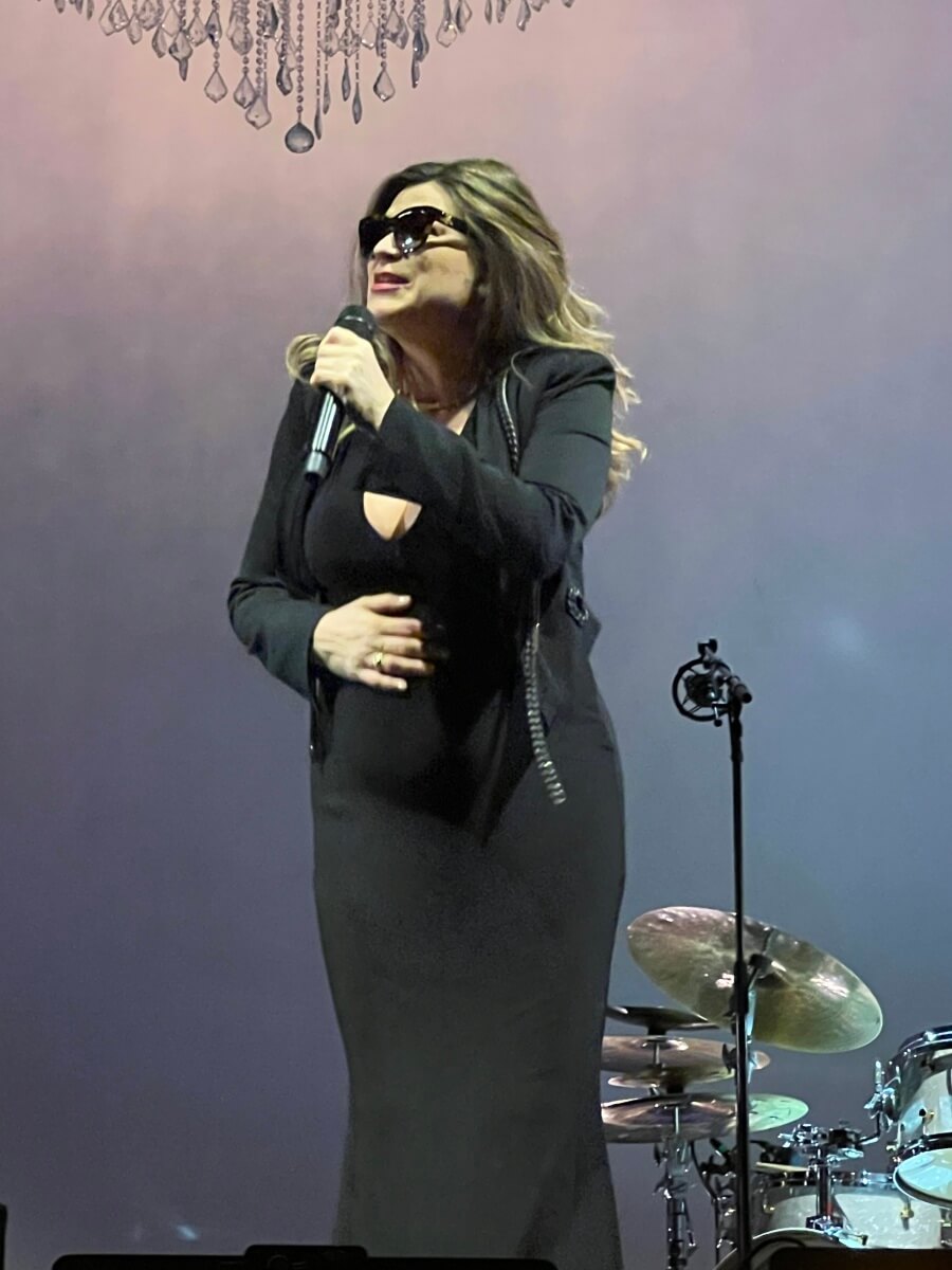 A very pregnant Melody Gardot onstage at the Olympia