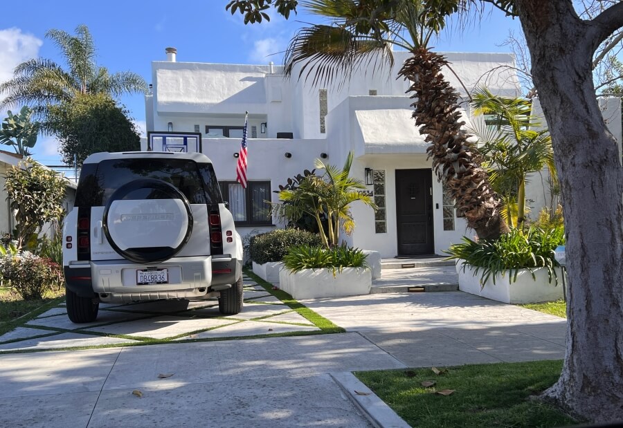 A car in the driveway at a house in Los Angeles