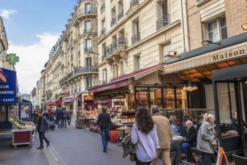 rue Daguerre open air market close to rue-severo