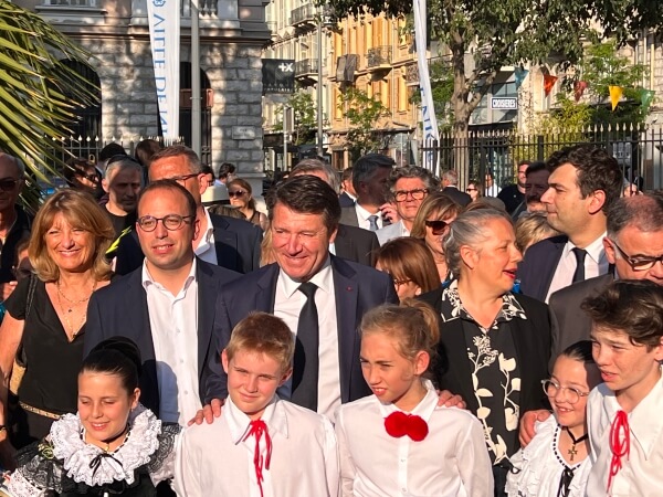 Mayor Christian Estrosi, center, in Nice