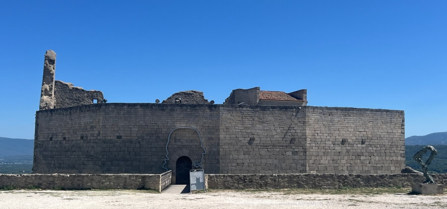 Château de Lacoste