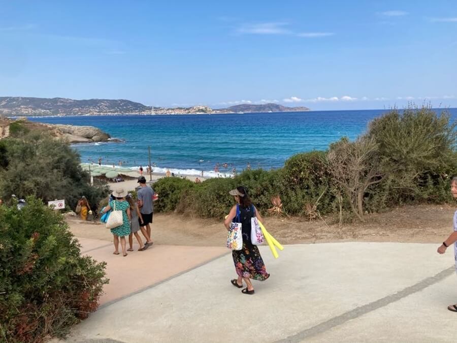 View of the beach at Pain de Sucre