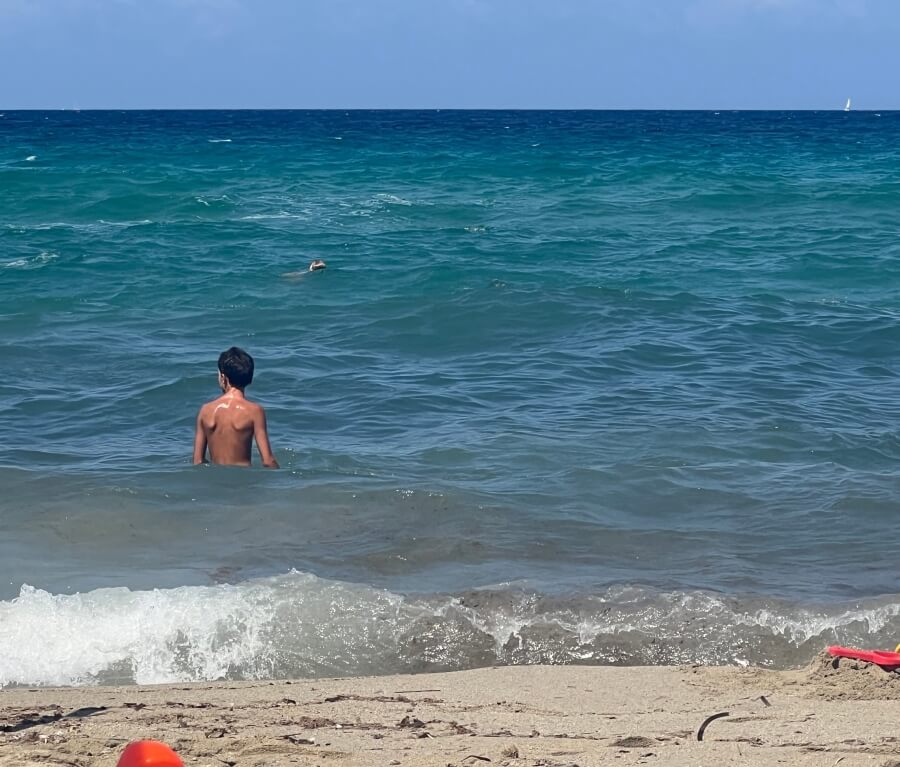 The waves at Pain de Sucre