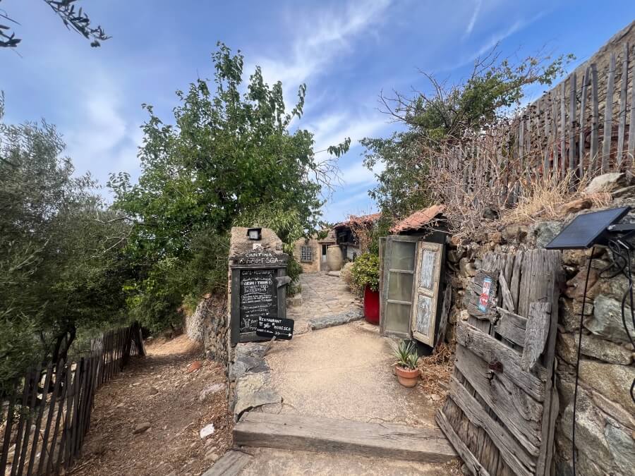 Entrance to the restaurant in Pigna