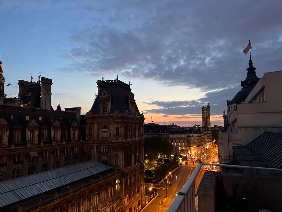 Sunset view from the BHV in Paris