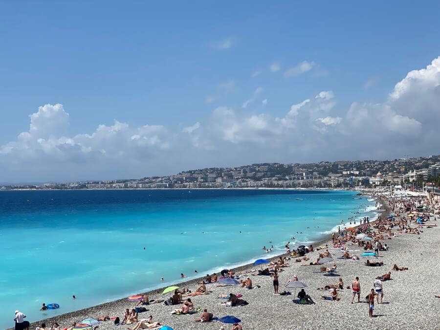 The blue waters of the Bais des Anges in Nice, France
