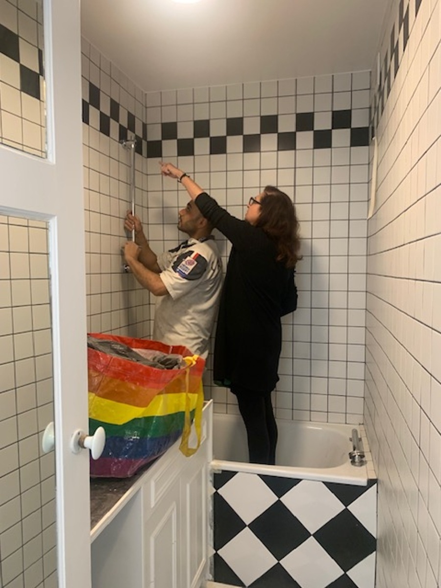 Adrian Leeds making sure bathroom details are done perffectly