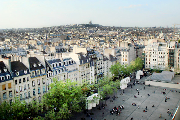 Paris Neighborhood close to the Pompidou