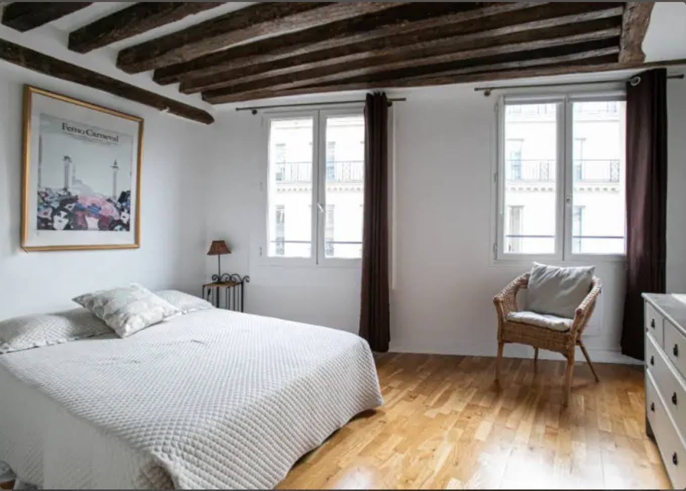 2 rue Jean Jacques Rousseau bedroom