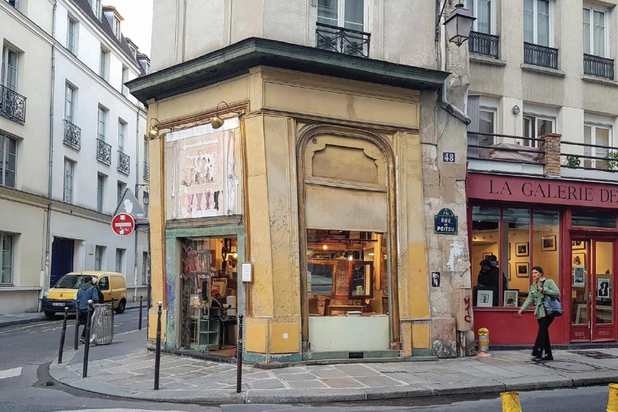 Rue de-Poitou-street