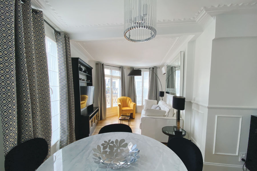 View from dining area in the fractional property Les Balcons Saint-Paul in Paris