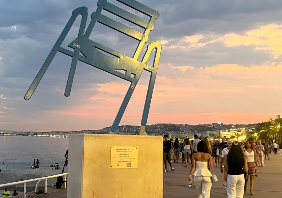 The big "Chaise Bleue" in Nice, France
