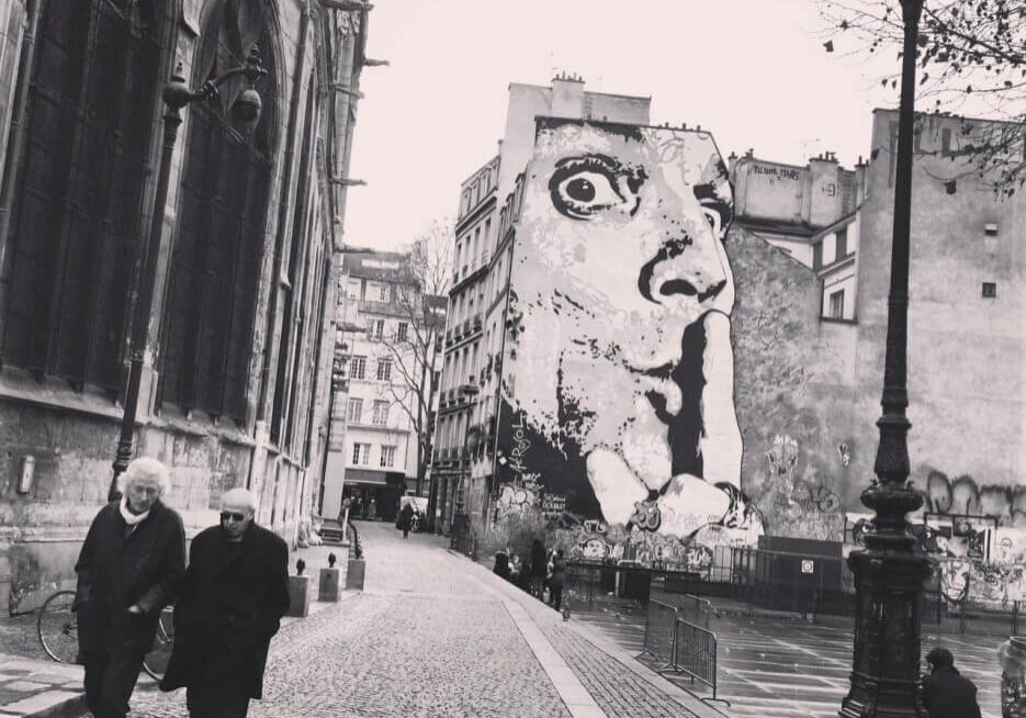 3rd Arrondissement (Photo by Erica Simone) http://www.ericasimone.com