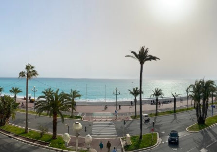 Panoramic view of the Promende des Anglais in Nice Franc