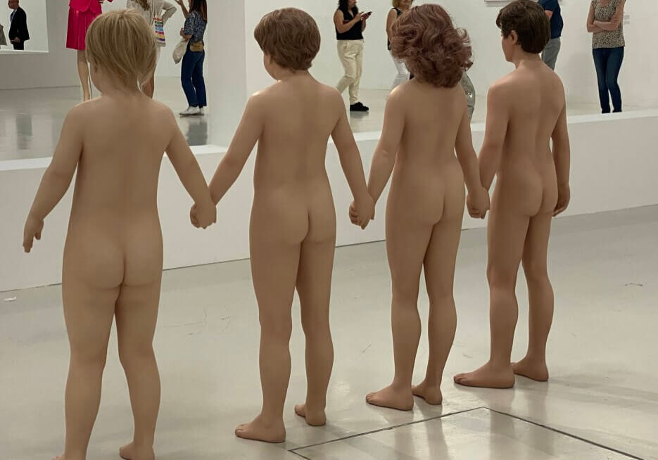 "Family Romance" sculpture by Charles Ray, Centre Pompidou