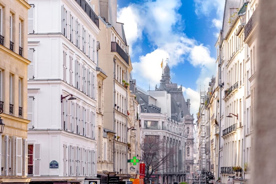 Unobstructed view from the Designer Studio for sale in Le Marais in Paris