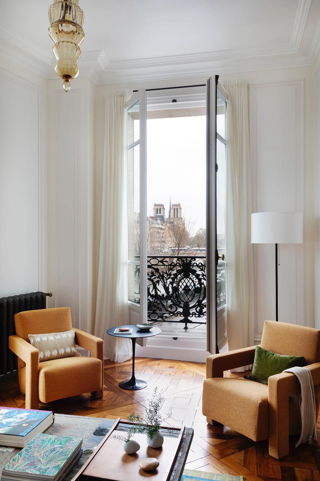 View from 53 Quai des Grands Augustins of Notre Dame
