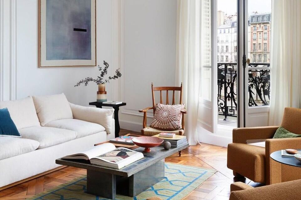 53 Quai des Grands Augustins Bright living area