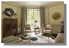 Champ de Mars apartment living room - Paris, France