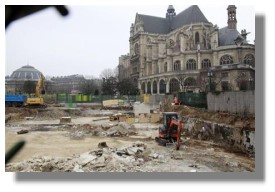 19-4-12 les halles by reutersmedia.net