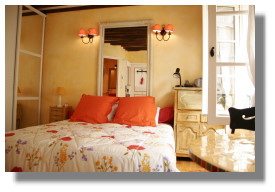 Provencal Bedroom - Paris, France