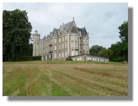 Château for sale in the Dordogne, France