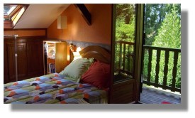 The Chalet bedroom - Essoyes, France